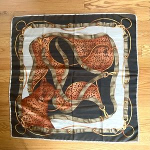 Vintage scarf with animal print- 90’s style- maximalist -great condition…